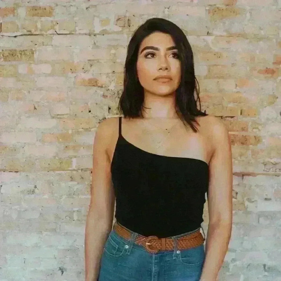 Black Ribbed One-Shoulder Bodysuit - Picture 5 of 5